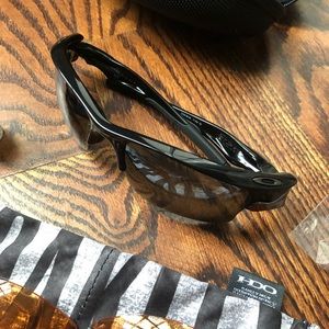 Oakley Fast Jacket XL Comes w/ Case Polarized Lens